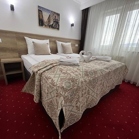 Hotel Nacional Free Parking سراييفو المظهر الخارجي الصورة